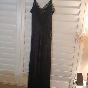 New Vandemere Night Gown